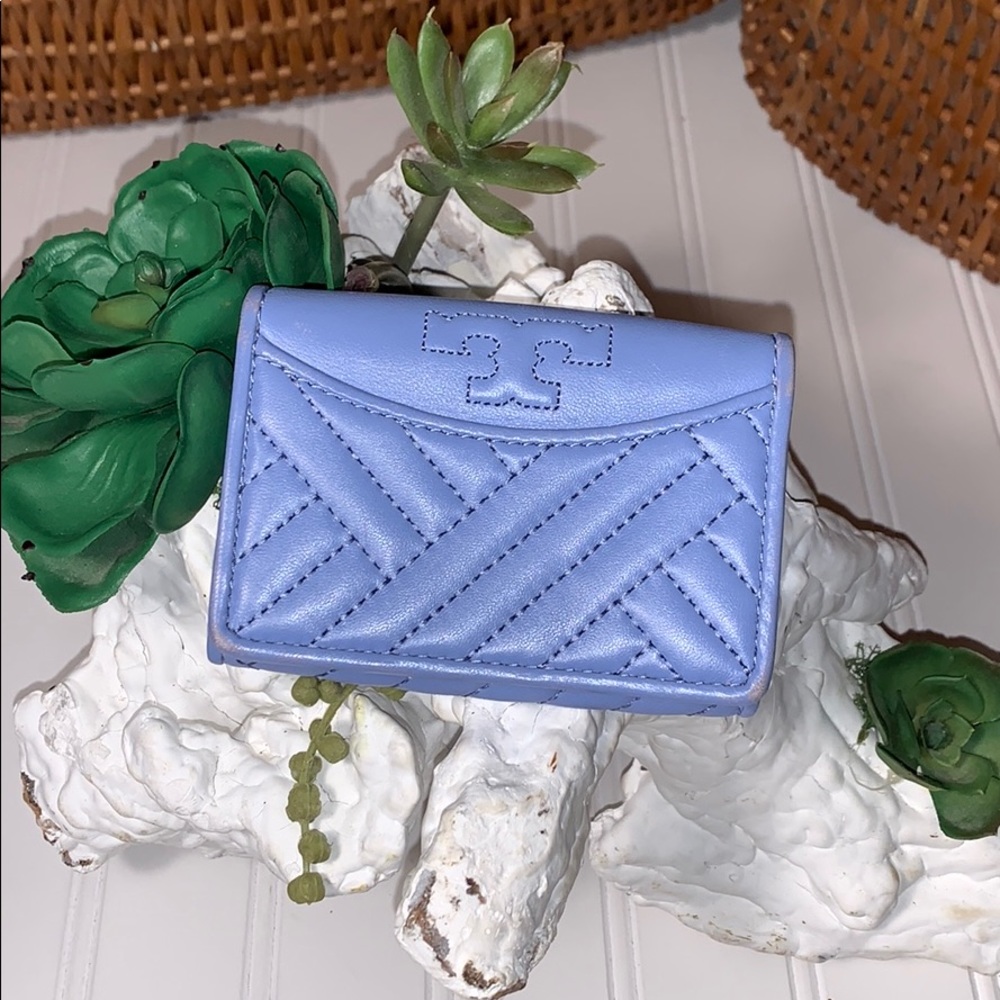 Tory Burch Quilted Small Wallet - Picture 1 of 9